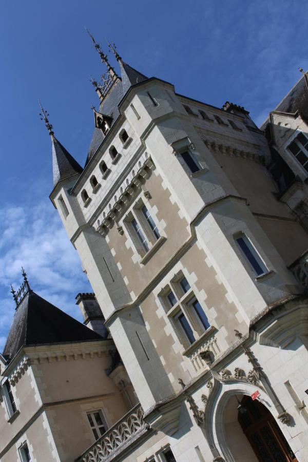 Chateau De La Rose Cluis Екстериор снимка